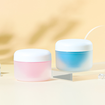 Lightweight Durable Plastic Cosmetic Jars In Black For Retail And Travel Convenience